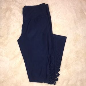 Womens athletic leggings